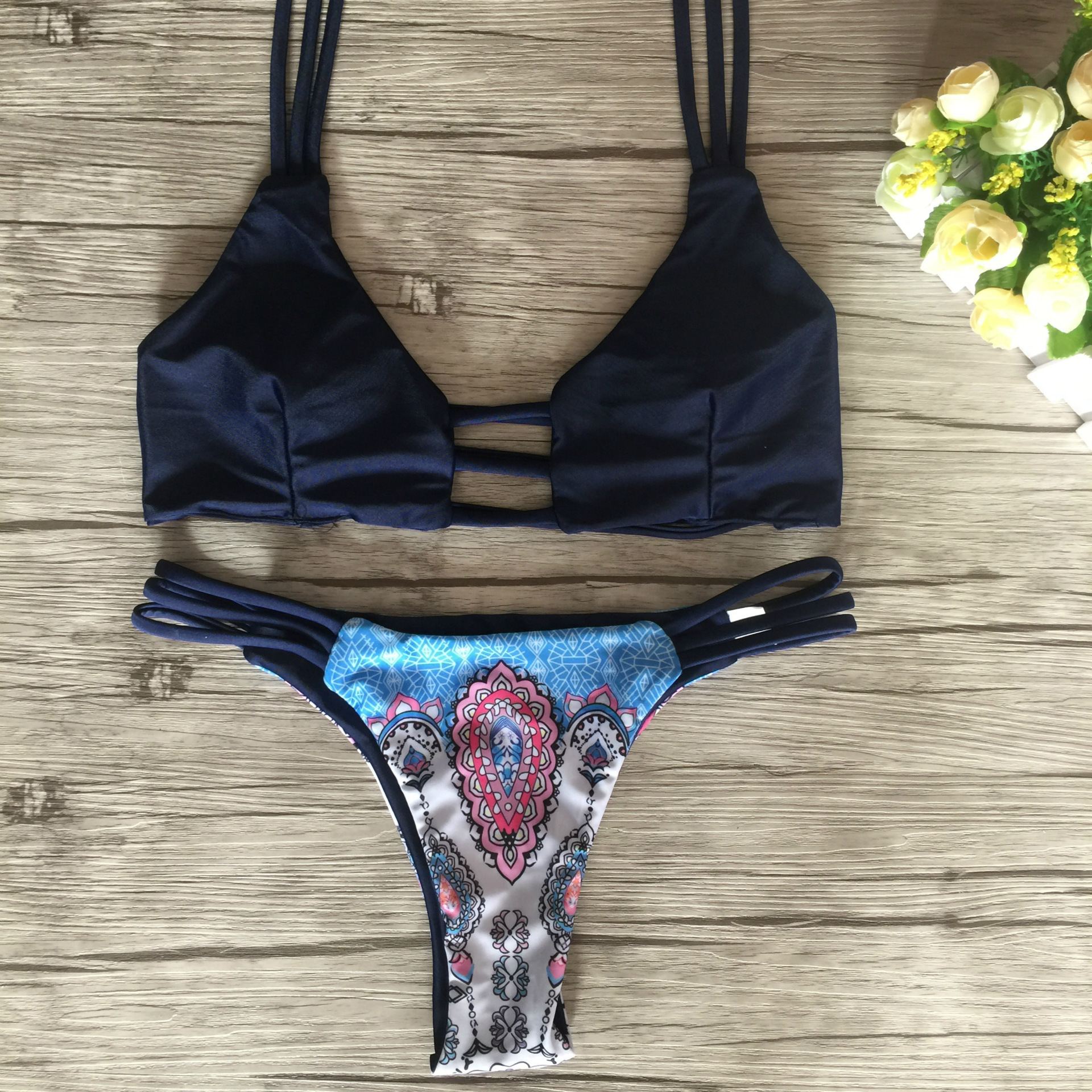 F4618 Sexy Halter Bikini Top  Low-waist Briefs Bikini Set
